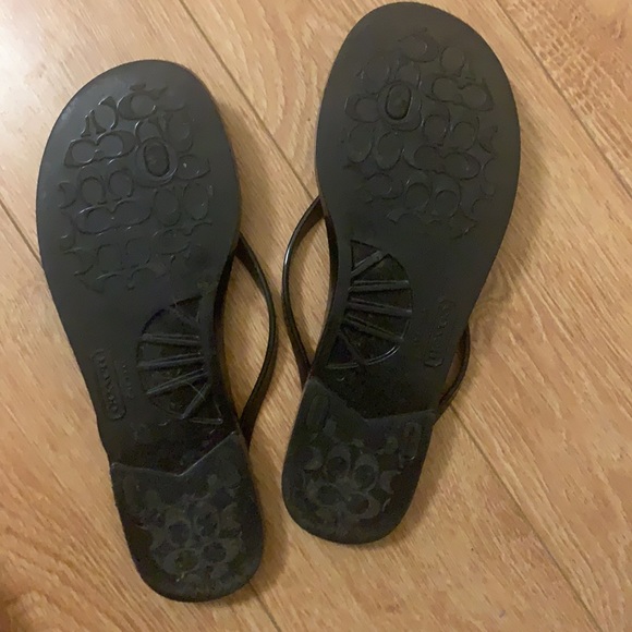 Coach sandles - Picture 2 of 2